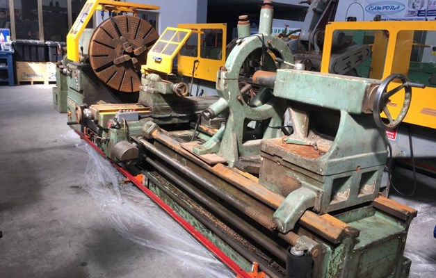 Tornio tradizionale parallelo COLOMBO TSF 650 x 3000